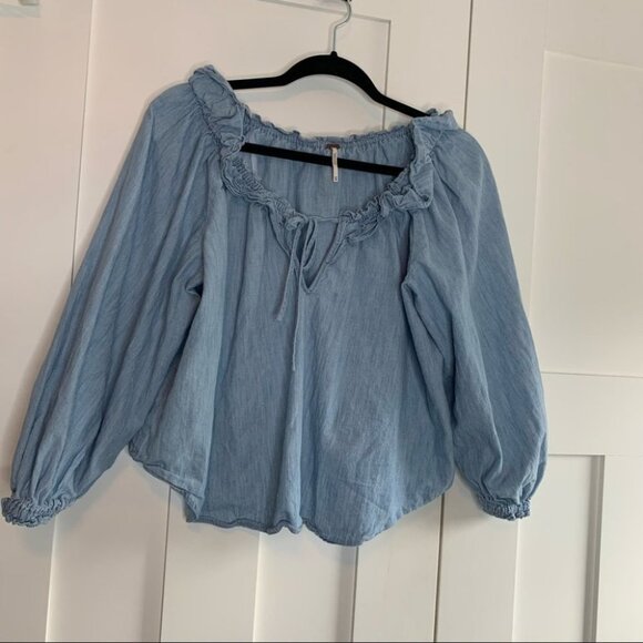 Free People Women's Top Medium Knit Chambray Tie Neck Blue Size XS - Picture 2 of 9